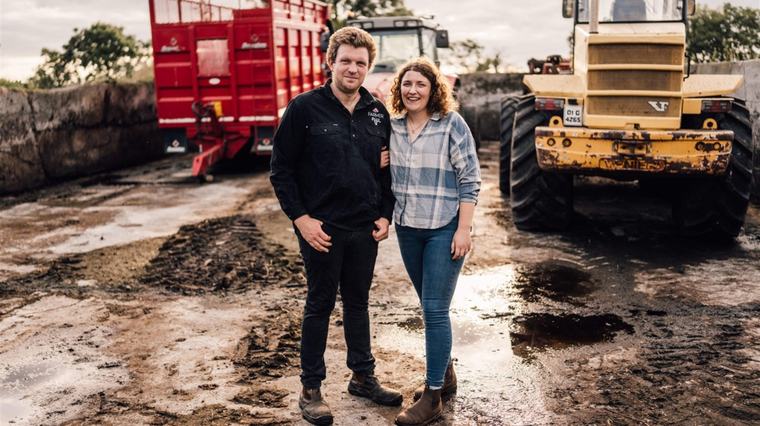 YouTube favourite ‘Farmer Phil’ continues to teach us about modern Irish farming in engaging, funny book
