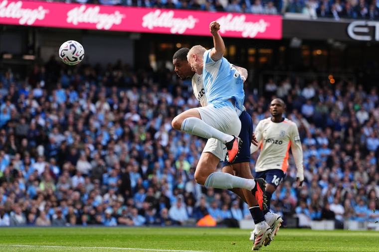 Premier League round-up: Erling Haaland’s goal secures points for Manchester City