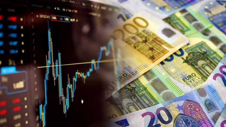 Declan King: We hear a lot about Ireland’s €176bn savings pile – another number deserves attention