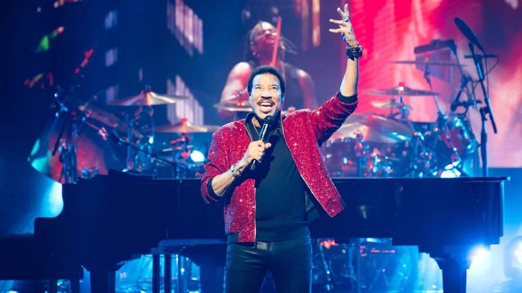 Lionel Richie in ICU after second hospitalisation this summer